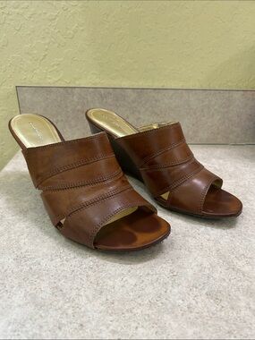 croft & barrow Brown Leather Open-Toe Slide Mules